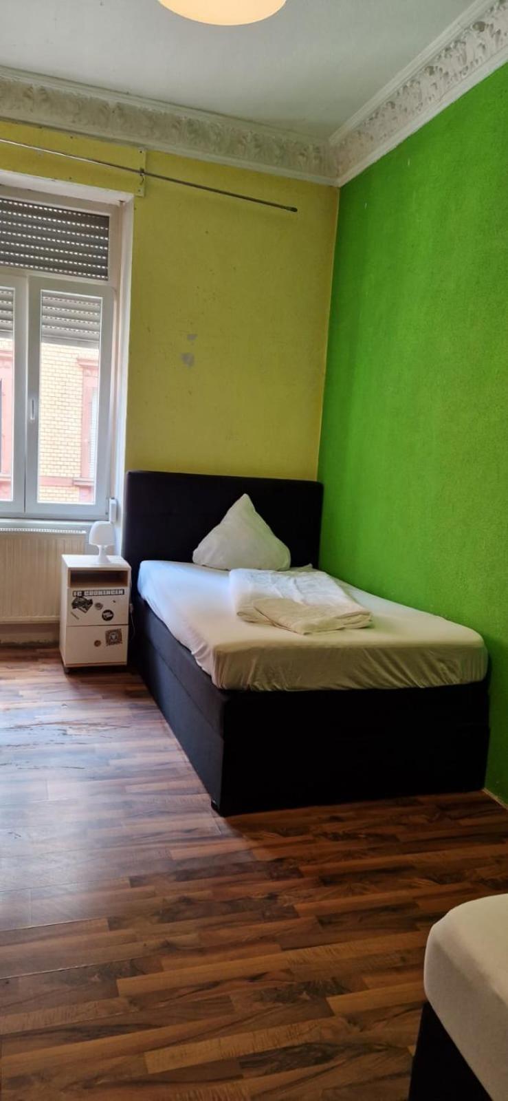 Wohnung In ไคเซอร์สเลาเทิร์น ภายนอก รูปภาพ